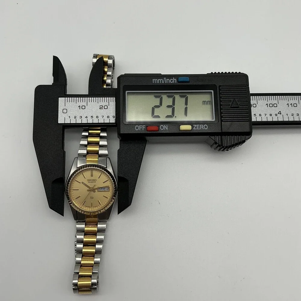 Vintage Seiko Quartz 8223-0060 Womens Watch 24mm Two Tone New Battery 6.5